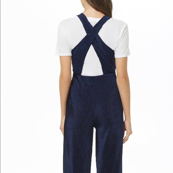 Ribbed Velvet Jumpsuit - Picture 3 of 3